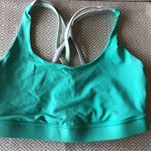 Women’s lululemon size 8 energy bra